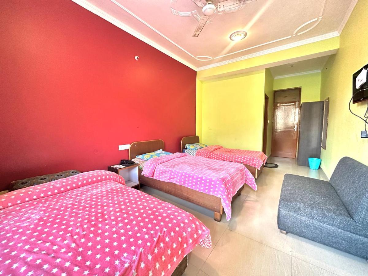 The Bagpack Mcleodganj Hostel Дхарамсала Екстериор снимка